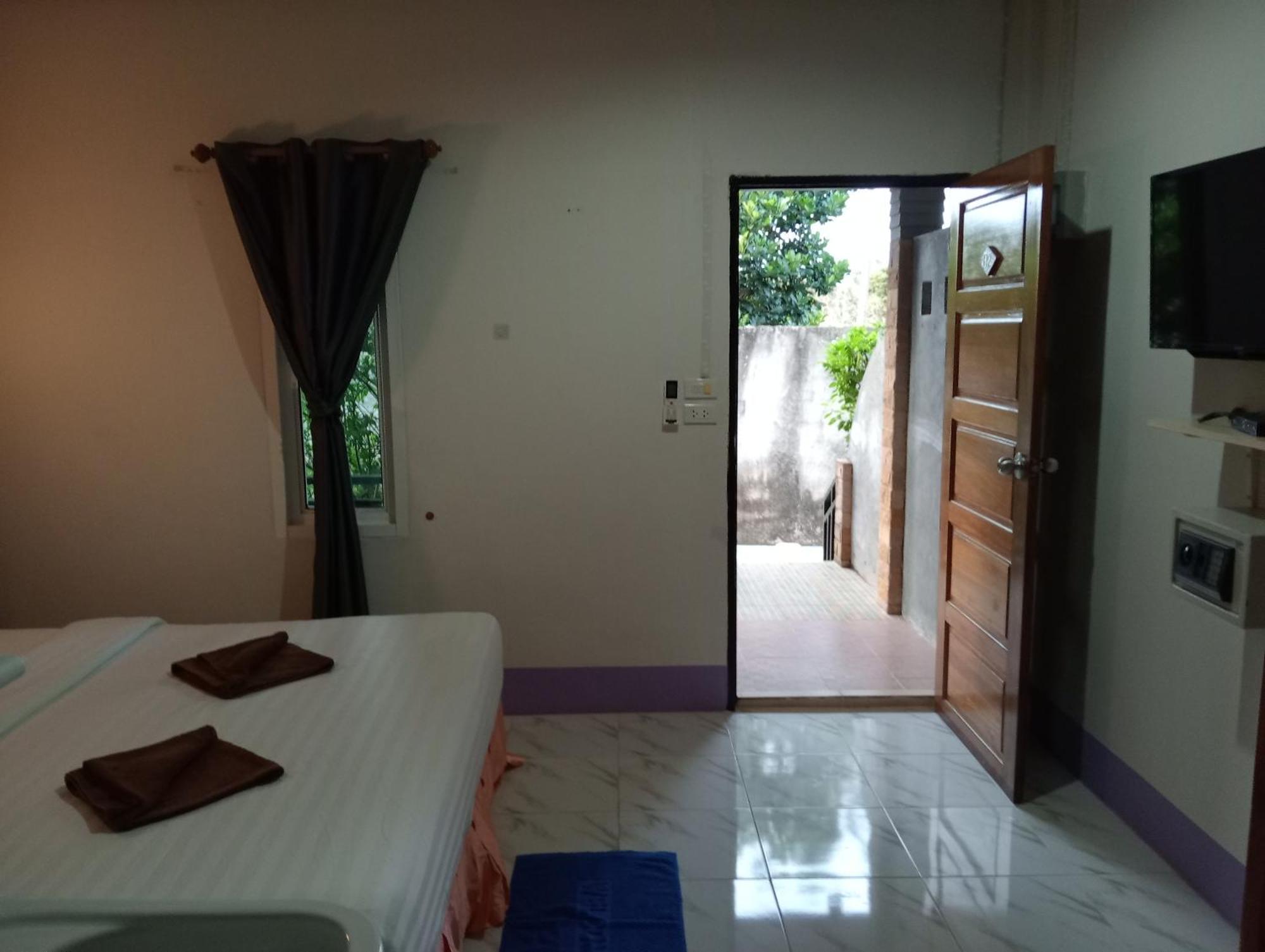 Lanta Beautiful Beach House Ko Lanta Buitenkant foto